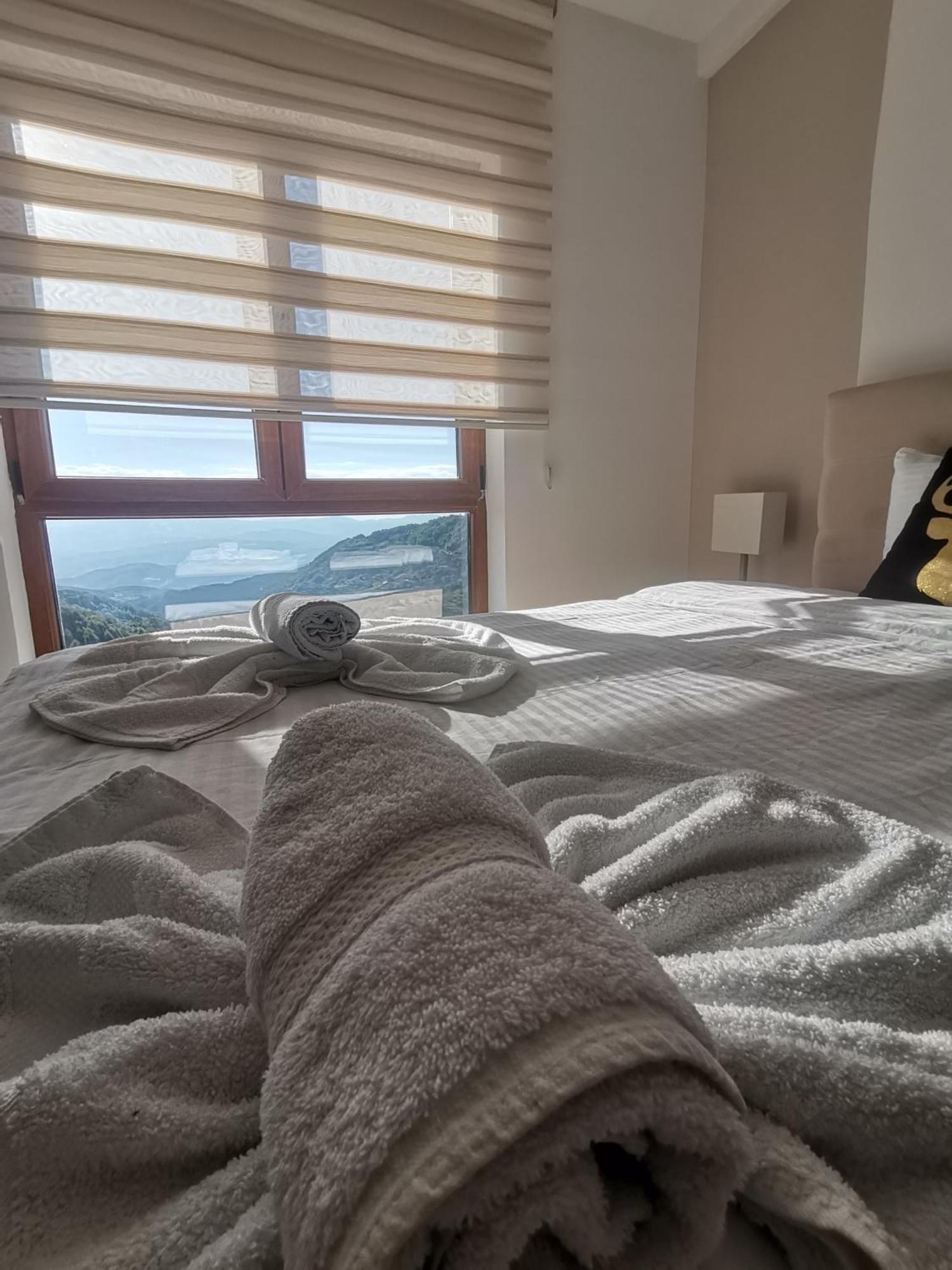 Golden Sky - Milmari Resort & Spa Kopaonik Luaran gambar